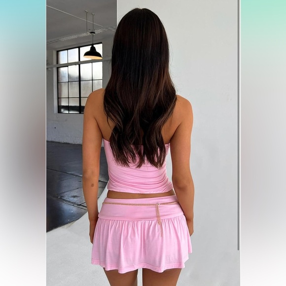 2 Piece Mini Skirts Set Strapless Crop Tops Low Waist Short Skort Skirt
8103 - Picture 3 of 6